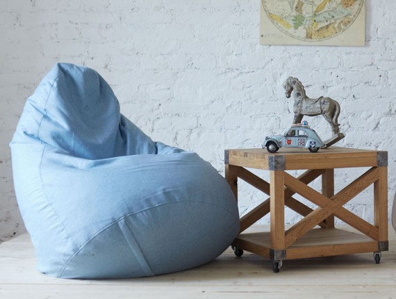 Бескаркасное кресло для отдыха