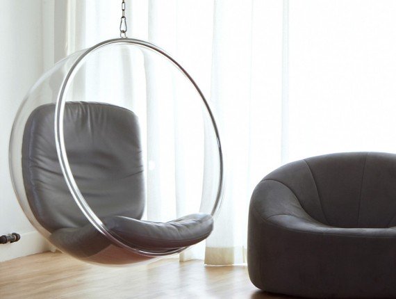 Подвесное прозрачное кресло в форме шара