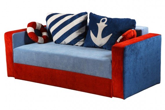 Диван с морской тематикой